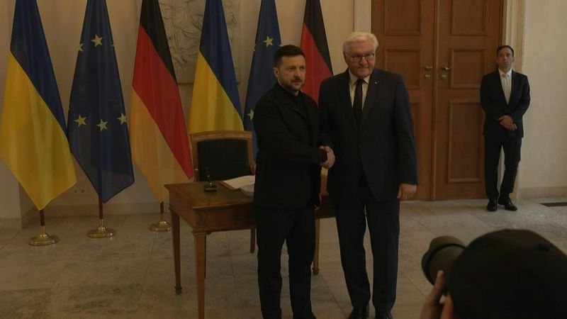 German President Steinmeier welcomes Zelensky in Berlin | AFP