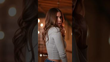 Two choices. You can only pick ONE. Which would YOU choose? 😳 #bodyswap #mtf #bodyswitch #bodyshift