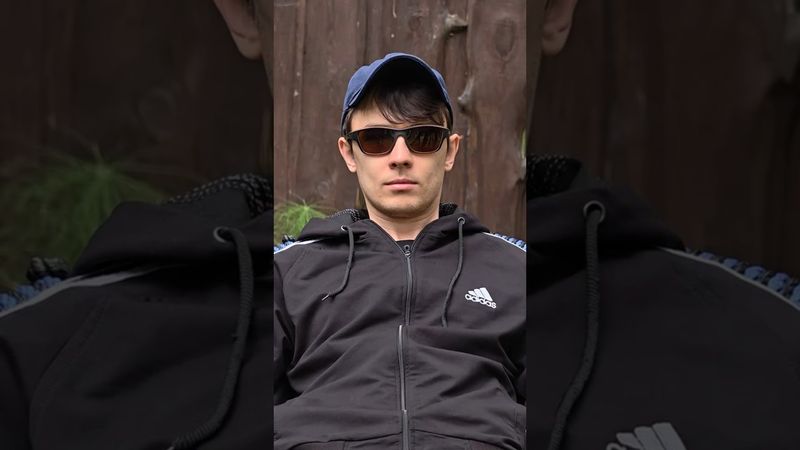 DIMAVIPER В ОЧКАХ НА КАЧЕЛЯХ