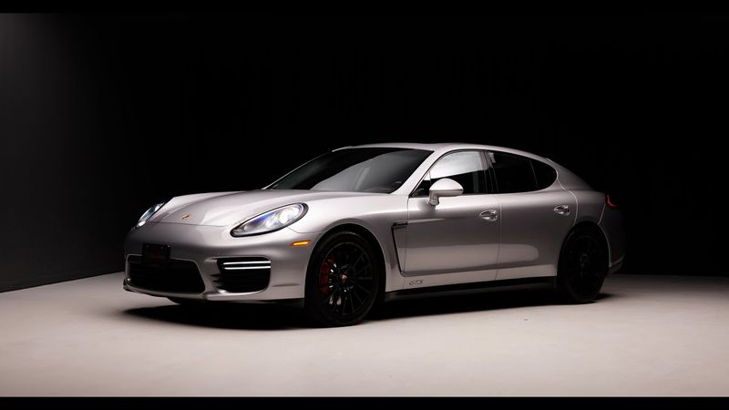 2016 Porsche Panamera GTS | Functions