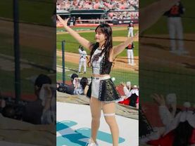 KT의 근본 진아 형님 백호 형님 보고 싶어요 #김진아 #김진아치어리더#ktwiz #kt위즈 #kt위즈치어리더