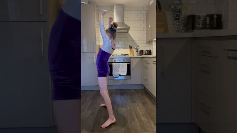 GYMNASTICS BACKBEND TUTORIAL // Can you complete the 30 second challenge with me??