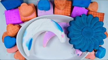 Moon and other Goodies Water Crush and dry crush