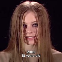 she never aged fr #avrillavigne #avril #fyp 