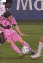 Messi dribbling all over Toronto 🔥 (via @Major League Soccer on Apple...