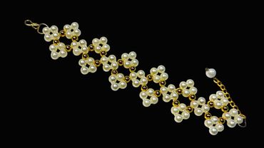 Easy and simple bracelet tutorial…🤍