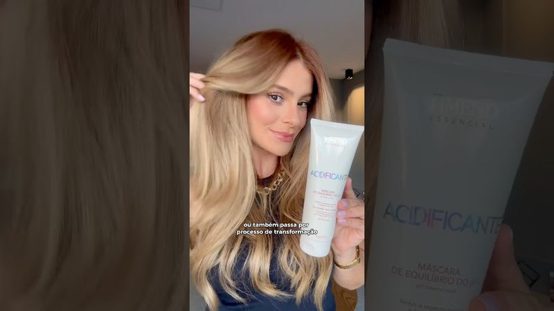 Cabelos com química sempre lindos como o da Dayane Pedrosa? Vá de Amend Essencial Acidificante