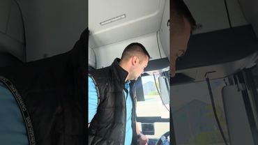 Водителя автобуса прировняли к полиции и выдали мигалку