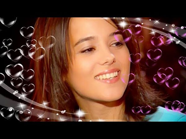 Follow Alizée