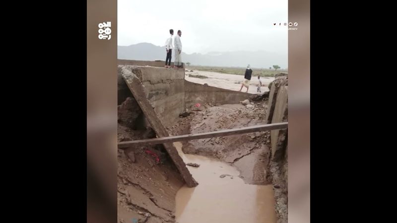 الحديدة.. وفاة طفلين جرفتهما سيول الأمطار في زبيد