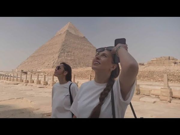 Вика Складчикова в Каире