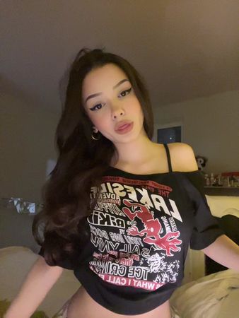 арт на футболочку: 301048662