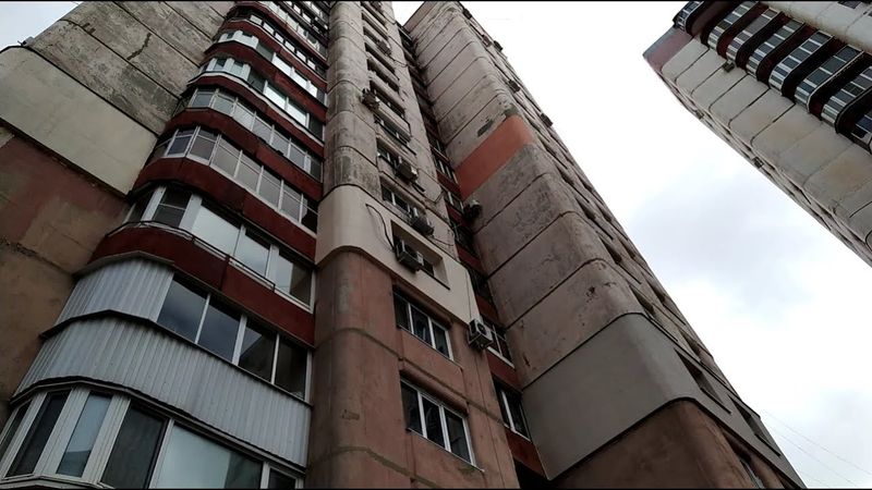 Обзор 18 этажного дома серии Т-134(3086/85), (лифты КМЗ-1992 г.в), (Антонова 33а), (Beward DKS15100)