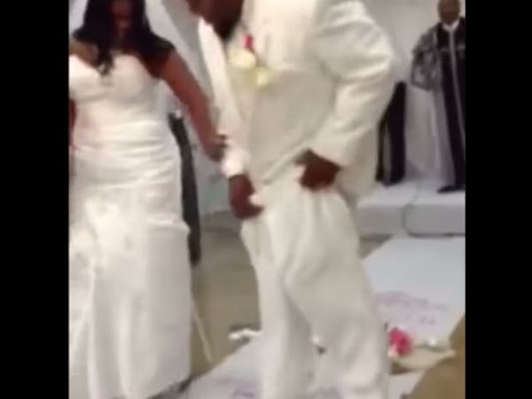 Жених потерял штаны