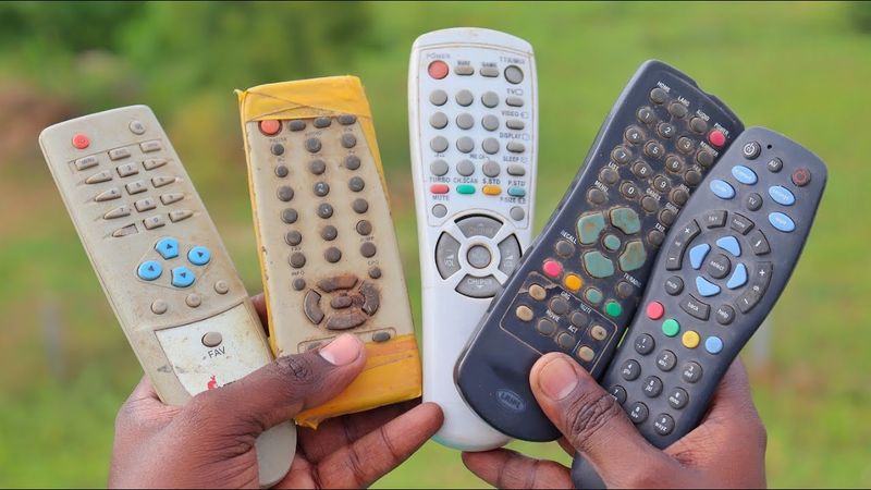 6 Simple life hacks with Old Remote