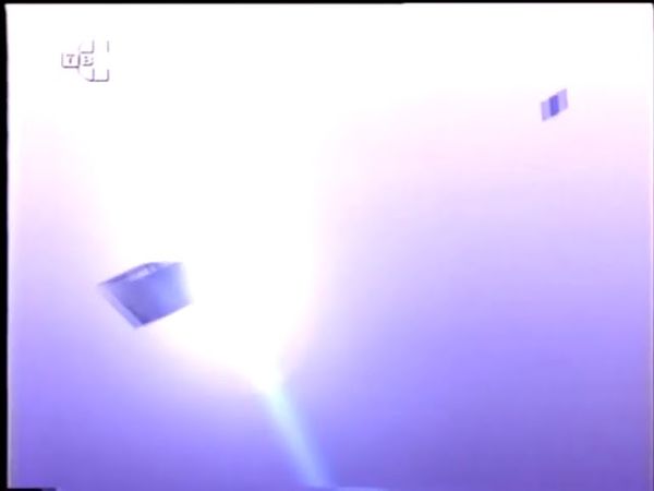 (staroetv.su) Анонсы,часы и заставка программы "Грани" (ТВС,16.06.2002)