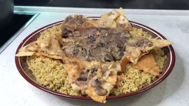 Свинина запечённая в лаваше с грибами