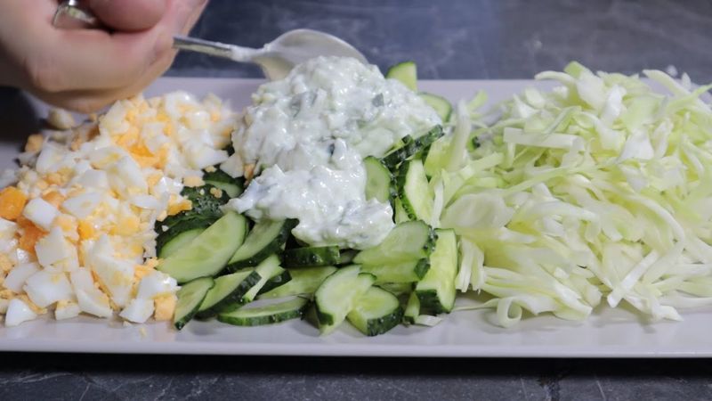 Ем этот салат каждый день на ужин и худею без дополнительных диет. То что нужно после праздников