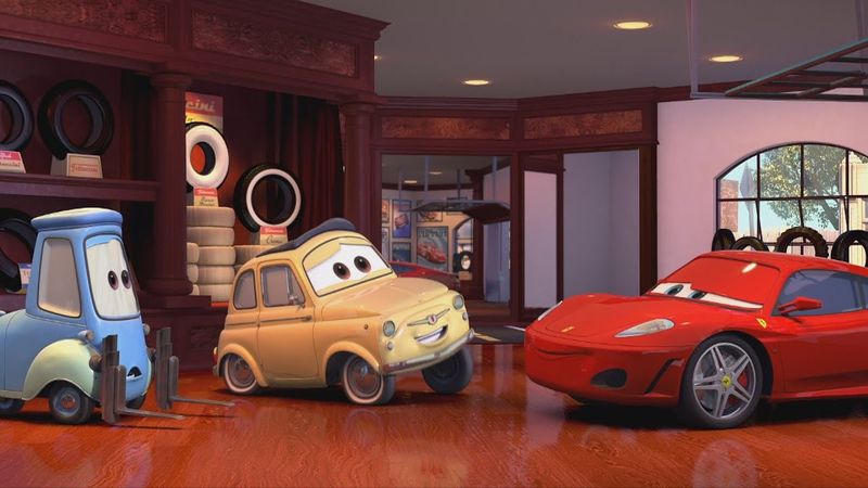 В лавку Гвидо и Луиджи заехал Ferrari - "Тачки" отрывок из фильма