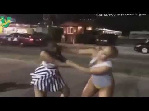 Драка девушек. Пышки дерутся