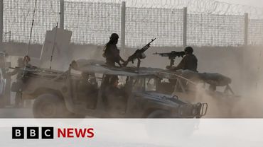 Palestinians flee IDF attacks on Gaza City as Israelis protest against occupation plan | BBC News