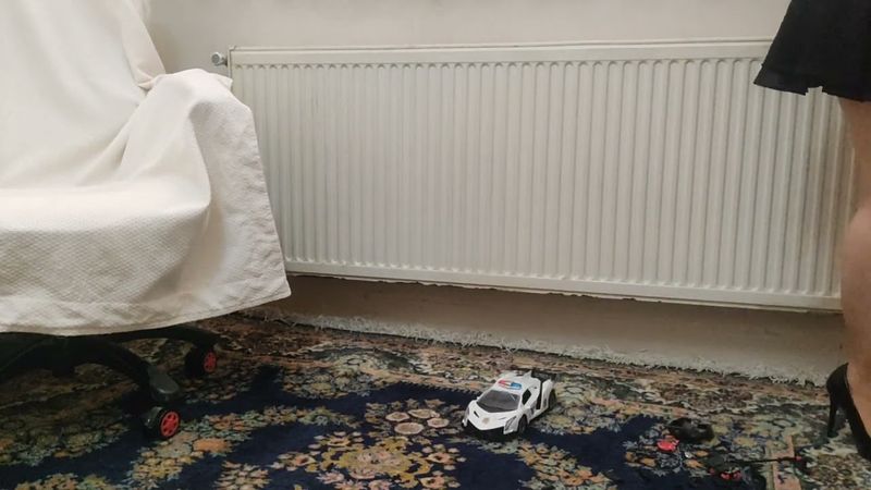 HIGH HEELS CRUSH RC CAR (PART2)