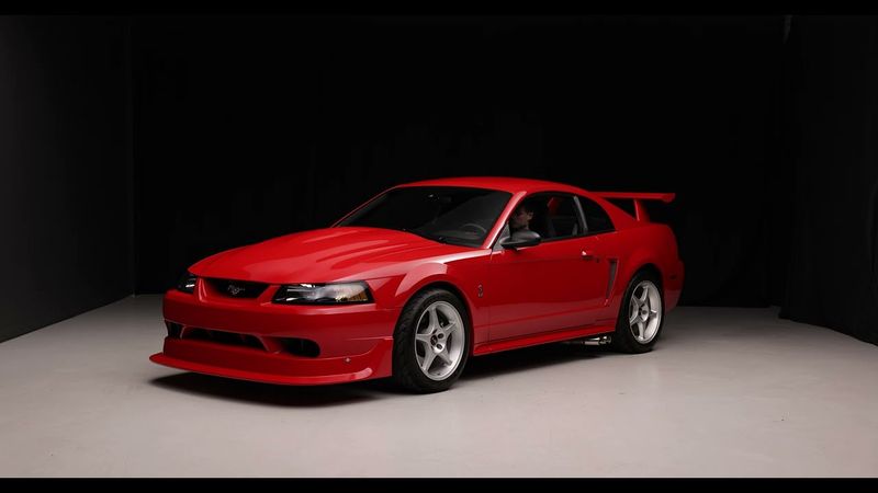 725-Mile 2000 Ford Mustang SVT Cobra R | Functions