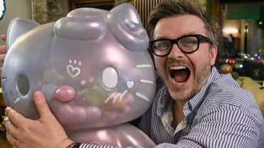 САМАЯ БОЛЬШАЯ HELLO KITTY ИЗ POP MART: 50th Anniversary Big Figurine – вау-эффект от гиганта! 🧸🎂