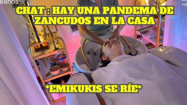 EMIKUKIS SE RÍE POR LOS COMENTARIOS DEL CHAT