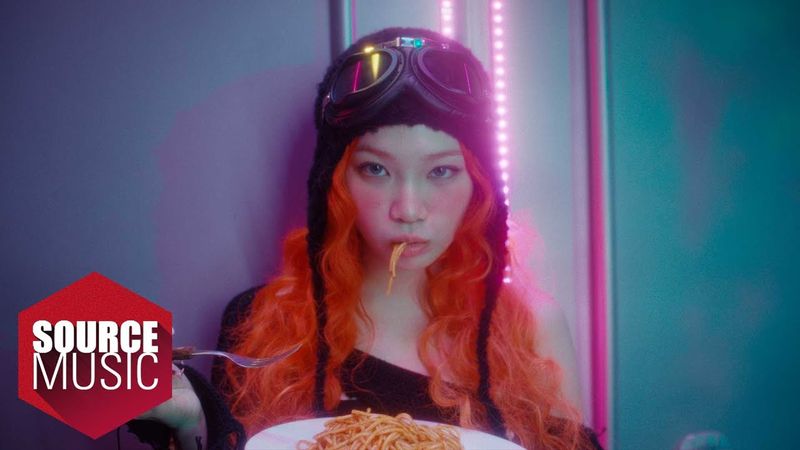 LE SSERAFIM (르세라핌) 'SPAGHETTI (feat. j-hope of BTS)' OFFICIAL MV