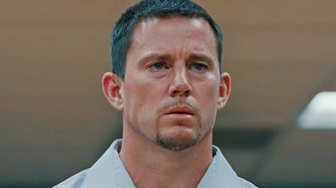 Мужчина ограбил 45 ресторанов McDonald’s и 180 ДНЕЙ прятался в МАГАЗИНЕ ИГРУШЕК [пересказ]