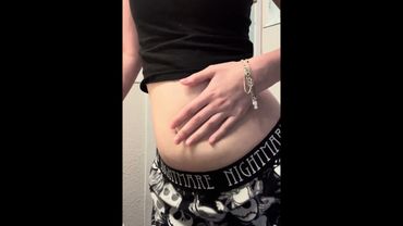 Really Bloated and Crampy Tummy | No mic!!