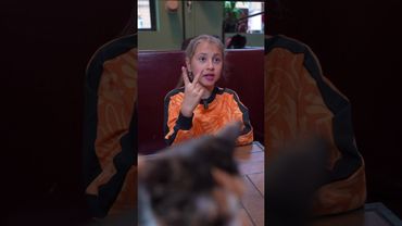 «ОНИ ЧТО, КОТОВ ТУТ ЕДЯТ?!😱» #котокафе #приколы #комедия #феликс #котики #юмор #пранк #viral #смешно