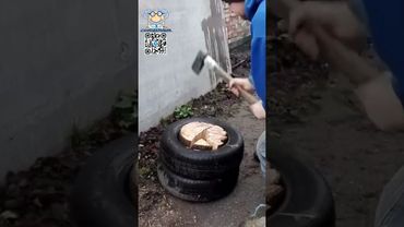ЛайфХак -  приспособа для колки дров #лайфхаки лайфхаки  #смешные лайфхаки #ручная работа