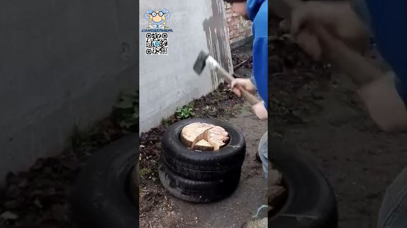 ЛайфХак -  приспособа для колки дров #лайфхаки лайфхаки  #смешные лайфхаки #ручная работа