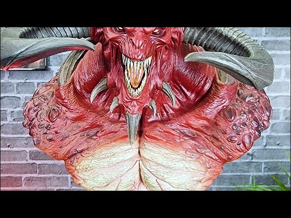 Mini review "Look! What a Tsyatsia!" - Issue 1 - Diablo figure unboxing and review