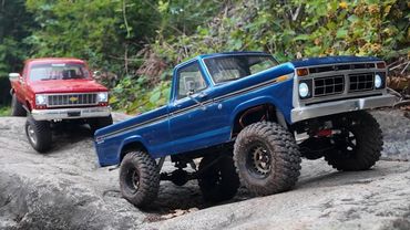 Chevy VS Ford - Epic rock off roading RC4WD K10 Scottsdale & Custom Ford F150