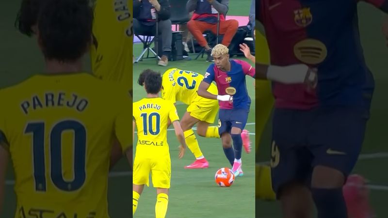 LAMINE YAMAL doing his thing… 🥵