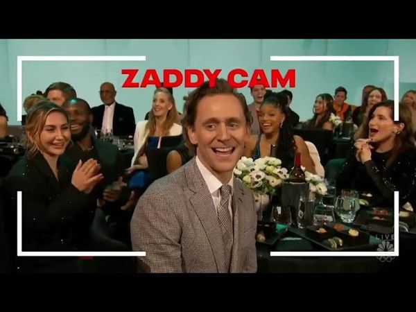 Tom Hiddleston on the Zaddy cam at the People's Choice Awards 2024