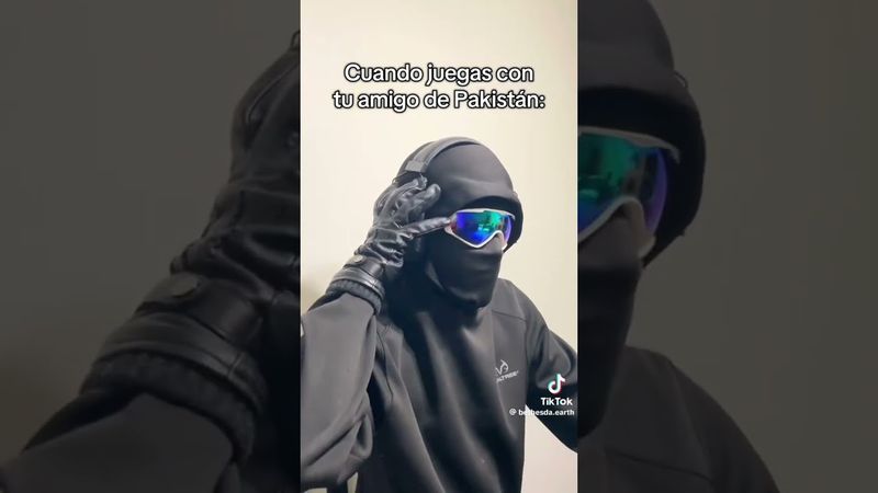 bro? 💀 #warzone #humor #memes