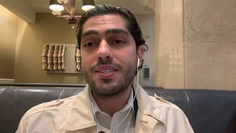 "Слугам" аннулировали визы США / РНБО продает места в списках