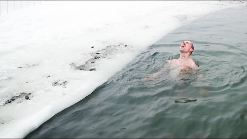 Закаливание и купание в проруби