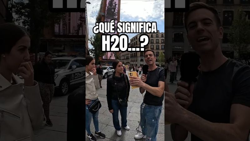 Ningún joven sabe lo que es el H2O 😱