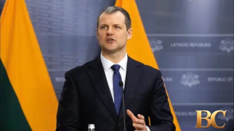 Il primo ministro lituano si dimette dopo indagini e proteste