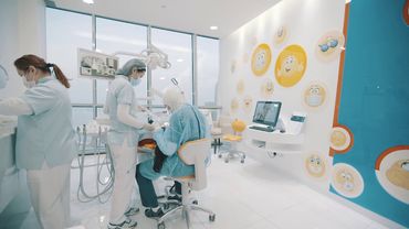 تصوير عيادة دازل لطب الأسنان - DAZZLE