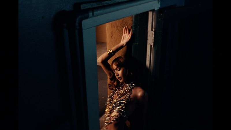 LISA - WHEN I'M WITH YOU feat. Tyla (Official Music Video)