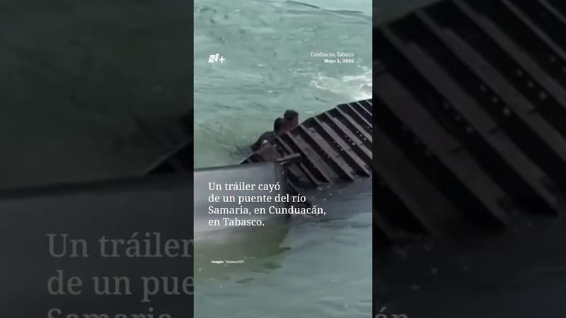Tráiler cae a río, muere chofer y se desata rapiña en el agua - N+ #Shorts