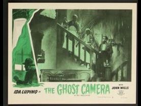 Henry Kendall & Ida Lupino in "The Ghost Camera" (1933) -  a British Mystery Thriller