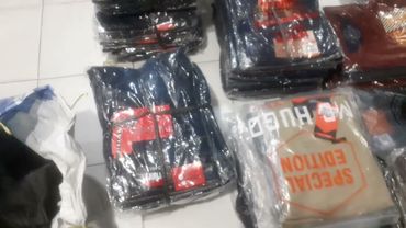 Open ball jeans pria