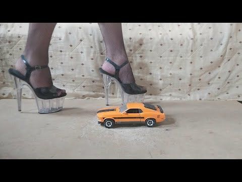 Giantess crush toy car - Ford Mustang 1:18 #crushexperiment